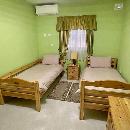 Regent Court - 3 Bedroom Apartment Within Walking Distance From Seafront St. Paul's Bay Esterno foto